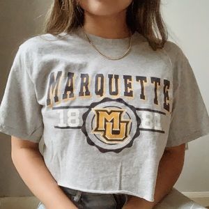 cropped marquette university tee ✧